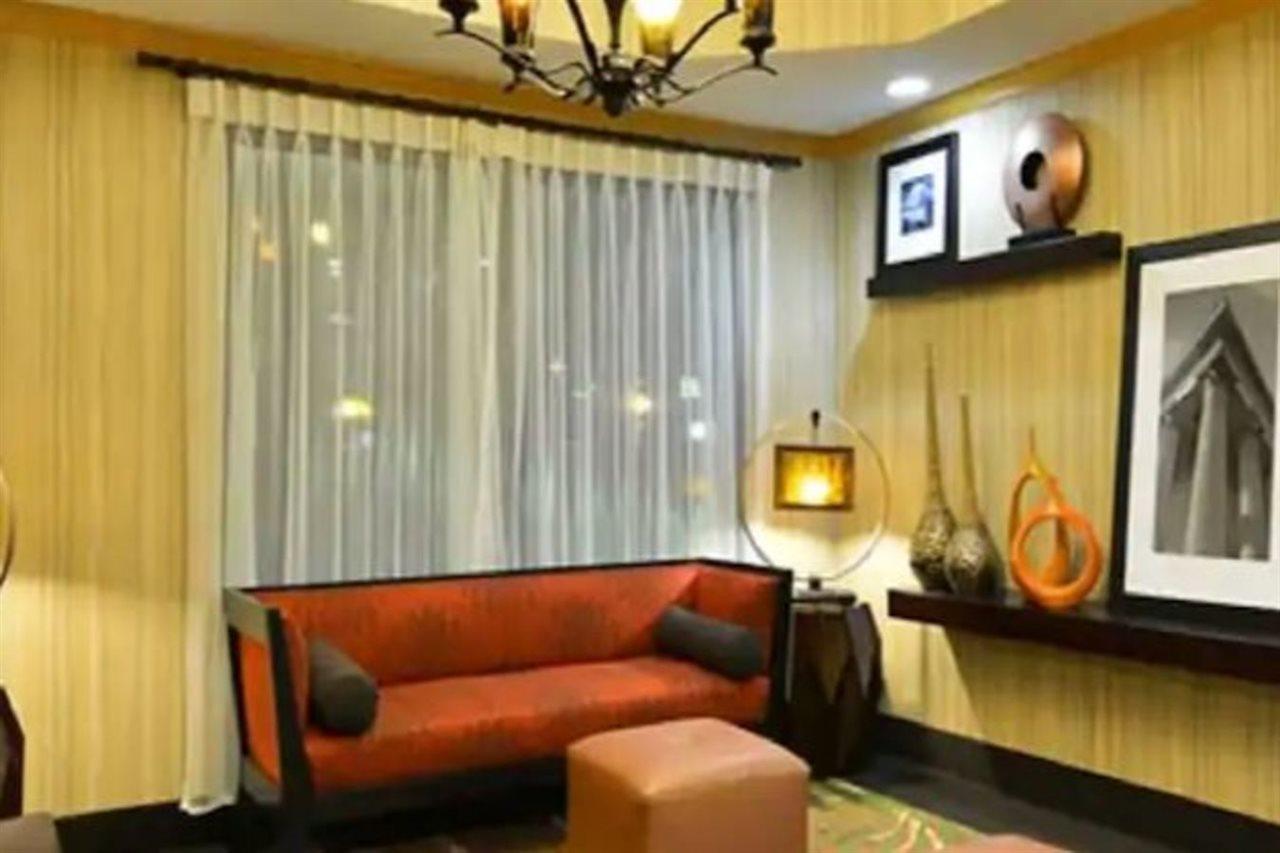 Hampton Inn Sturgis Екстер'єр фото