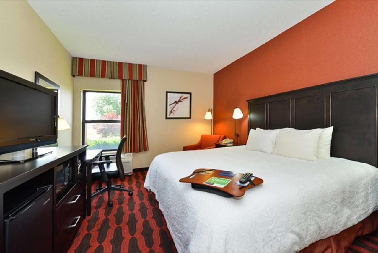 Hampton Inn Sturgis Екстер'єр фото